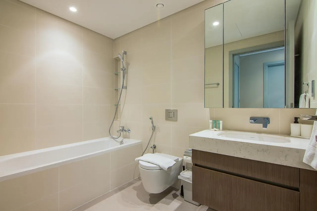 דובאי 1Br Luxurious Beachfront Apartment איחוד האמירויות הערביות