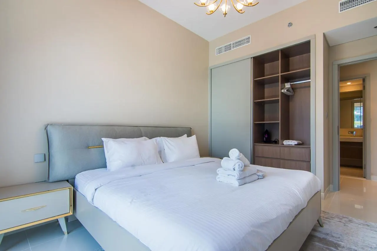 1Br Luxurious Beachfront Apartment Dubai