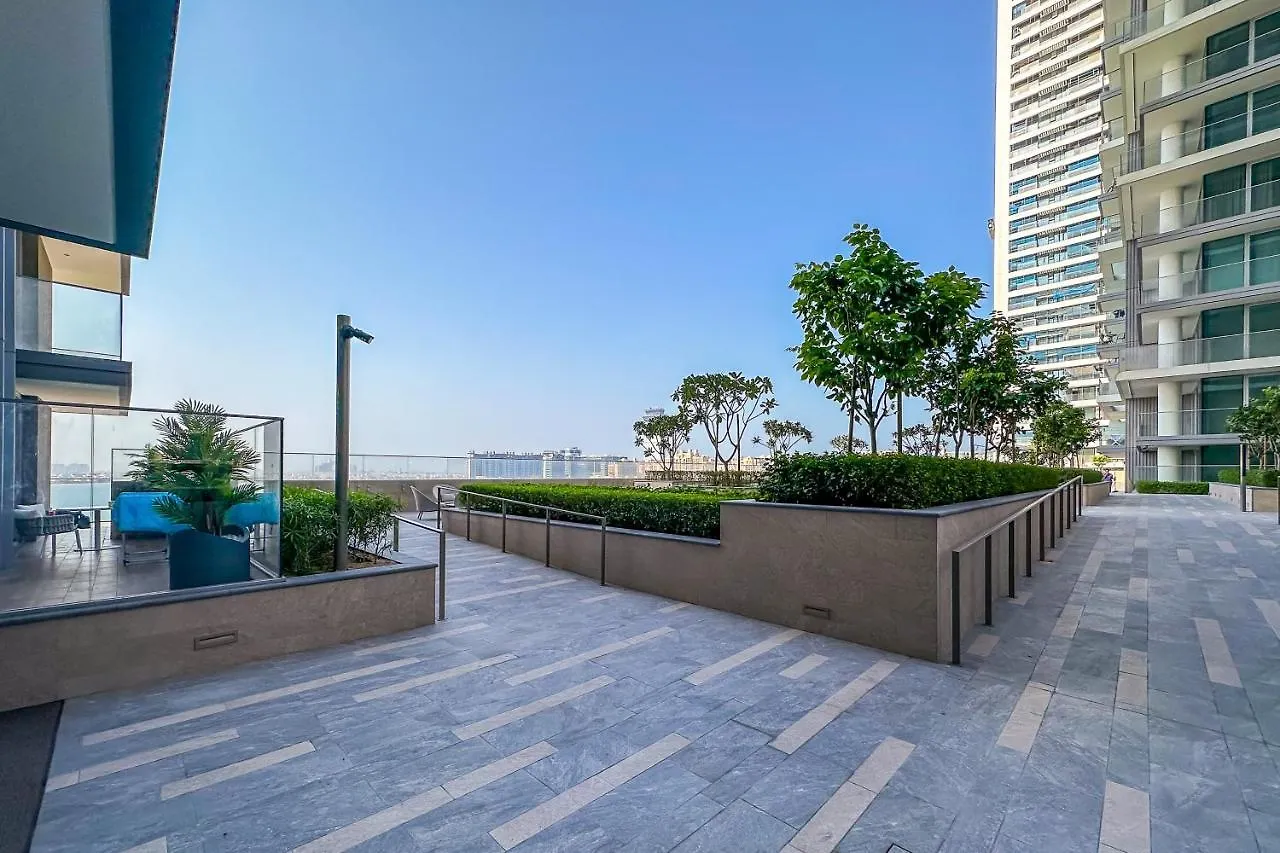 1Br Luxurious Beachfront Apartment Dubai