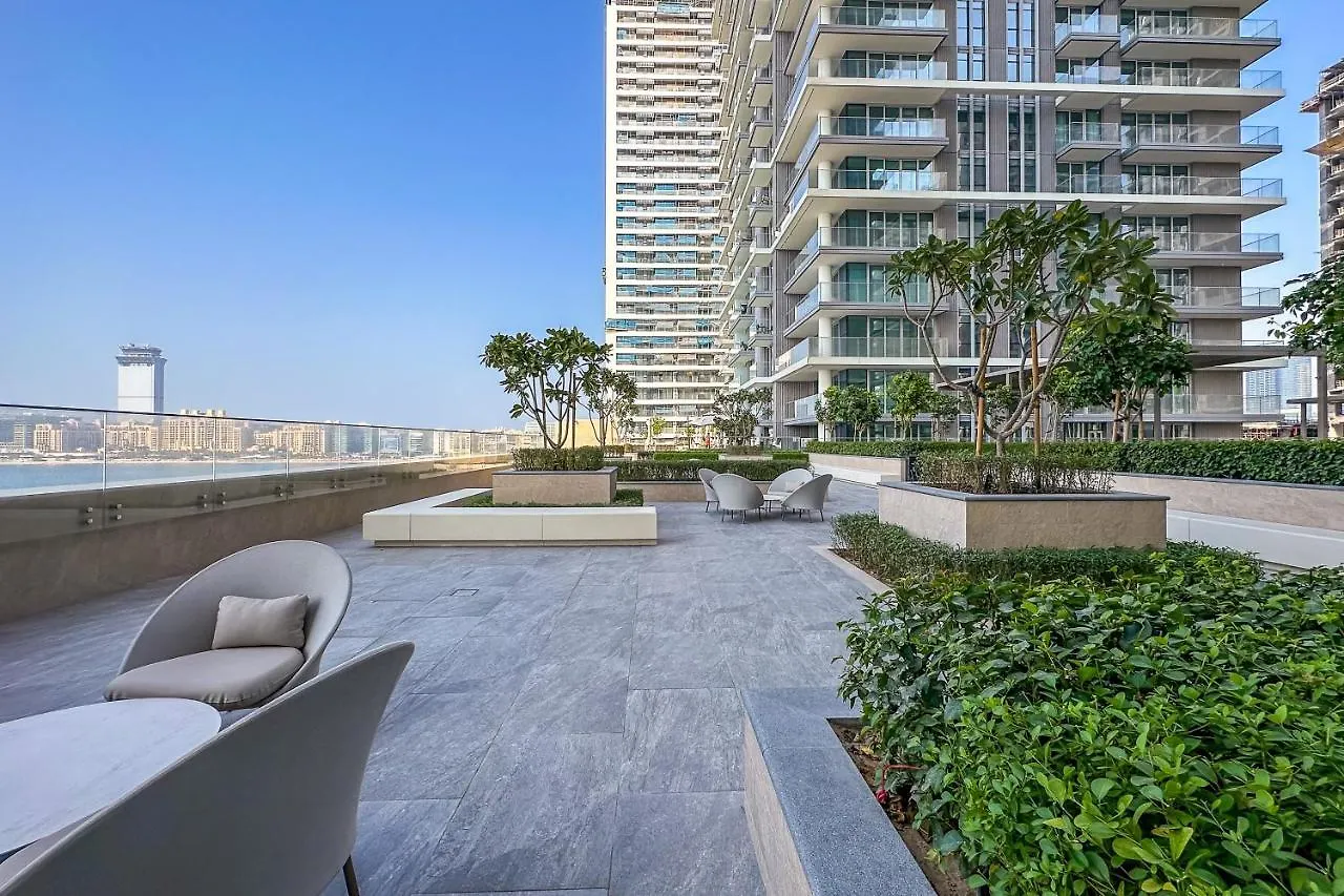 1Br Luxurious Beachfront Apartment Dubai