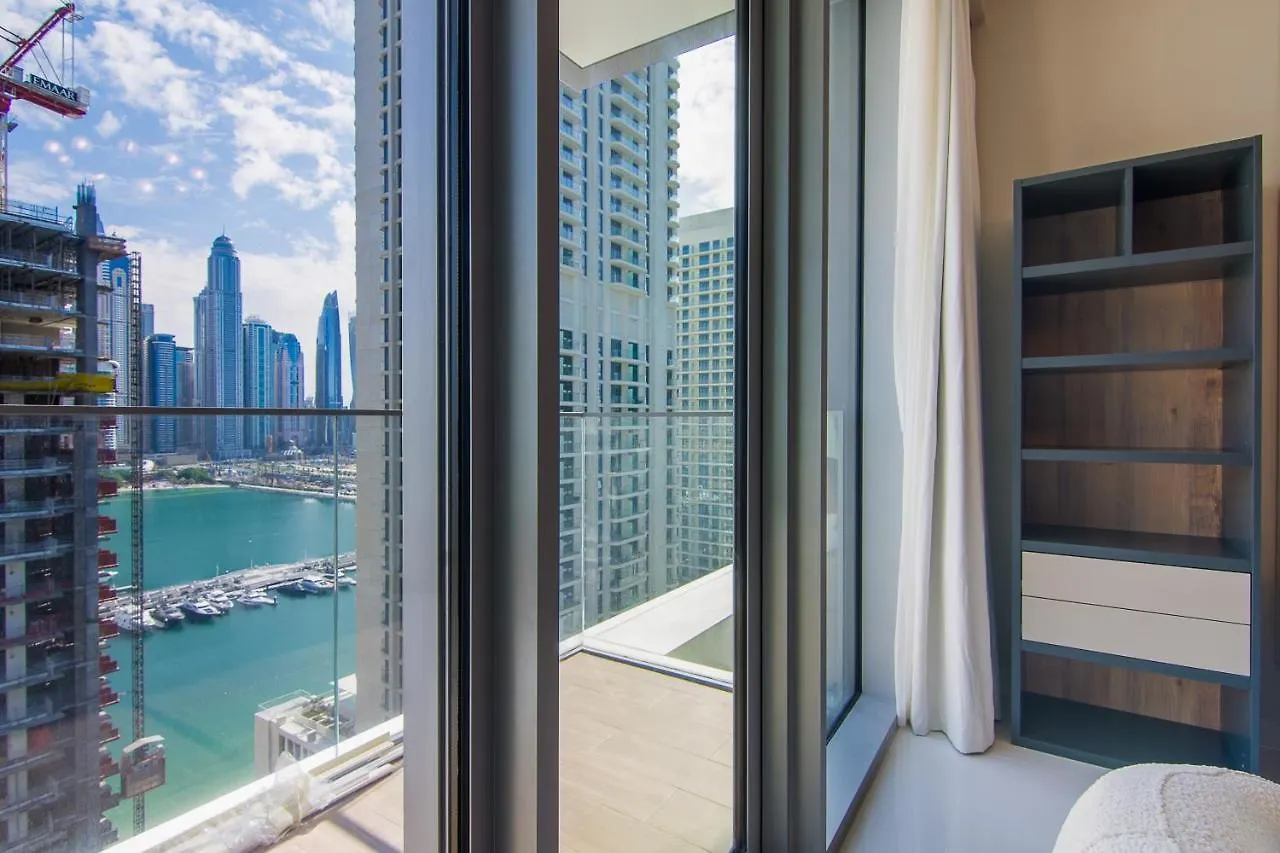 1Br Luxurious Beachfront Apartment Dubai United Arab Emirates