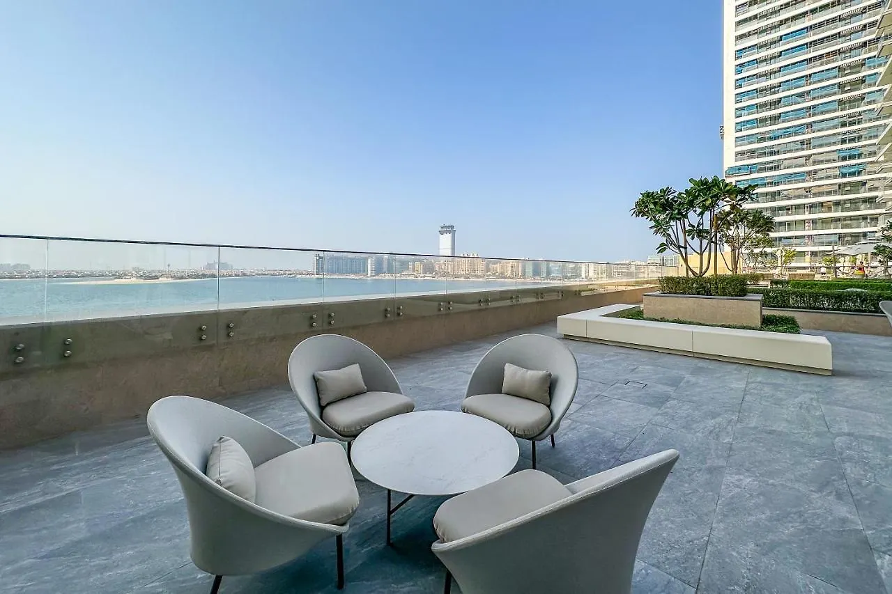 1Br Luxurious Beachfront Apartment Dubai 0*,