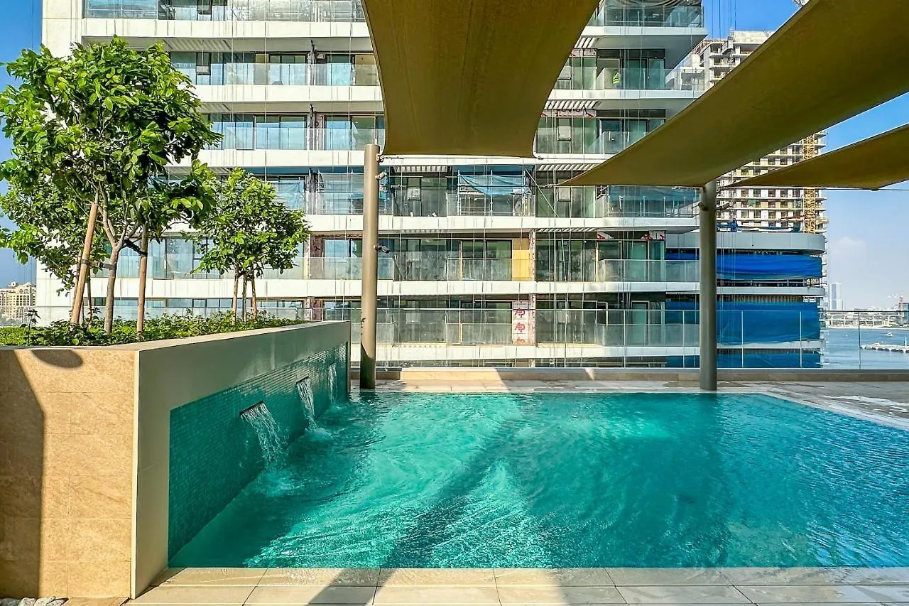1Br Luxurious Beachfront Apartment Dubai 0*,